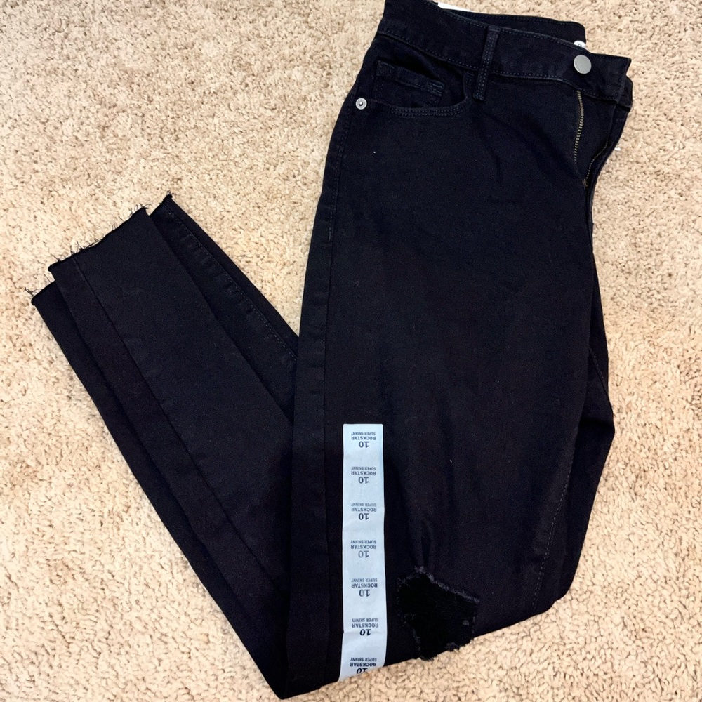 Black Old Navy Ankle Rockstar Ripped Mid-Rise Jeans🖤